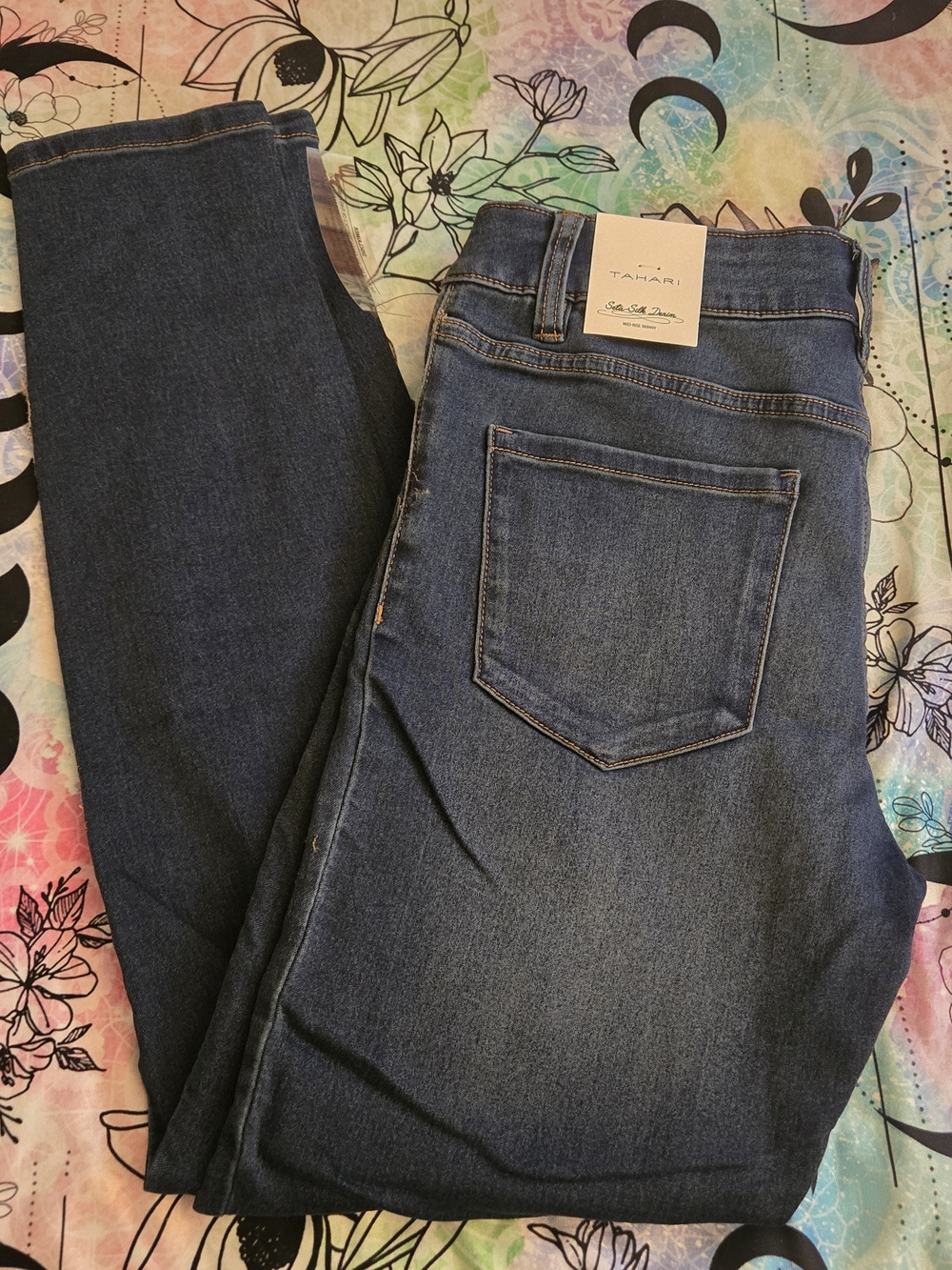 Tahari Womans Dark Blue Denim Jeans